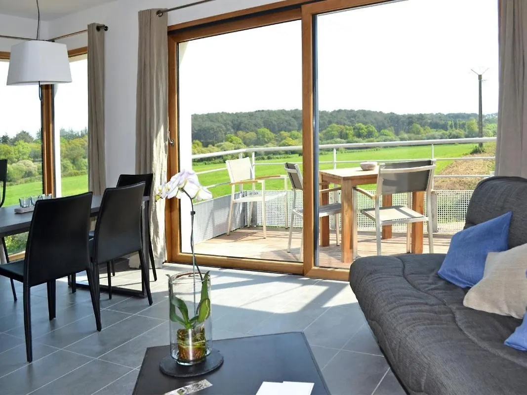 Gites & Tiny Houses Les Hauts De Toulvern Baden 0*,  Frankrijk