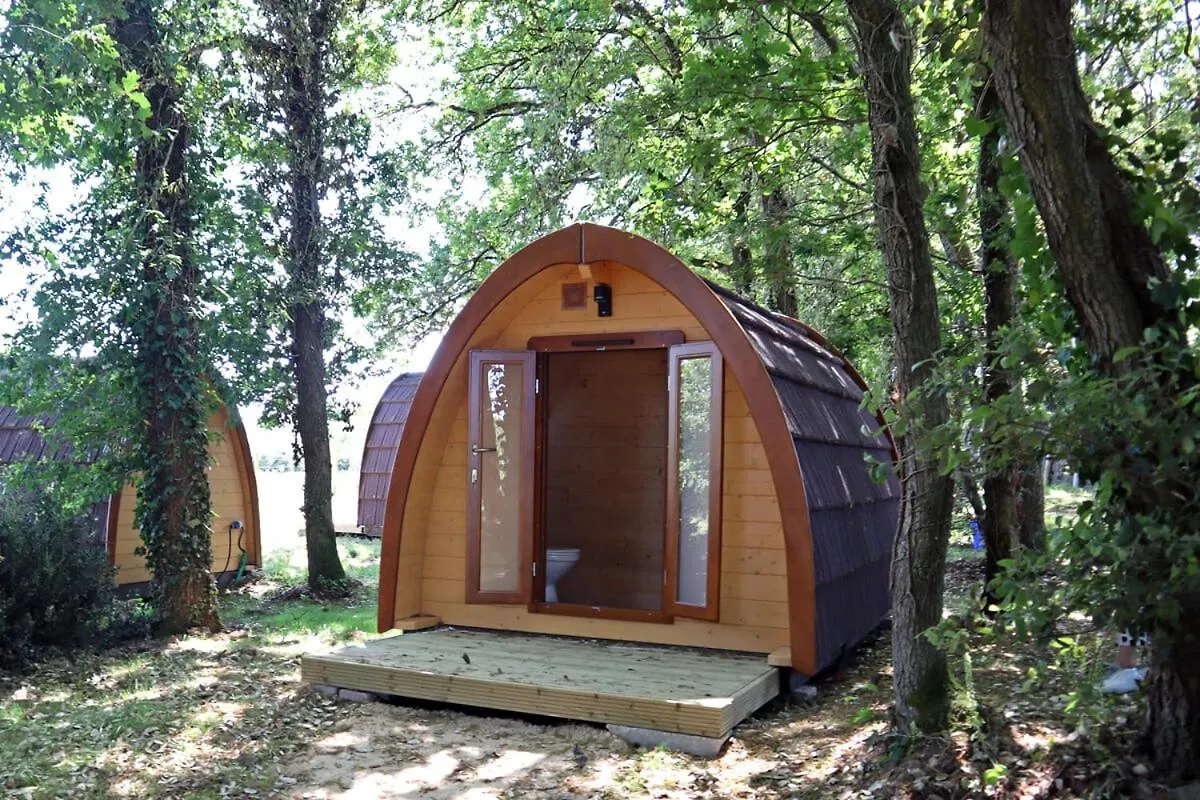 Gites & Tiny Houses Les Hauts De Toulvern Baden Frankrijk